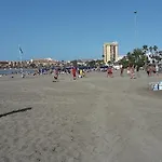 Torres Del Sol Edificio * بلايا ذي لاس أميريكاس