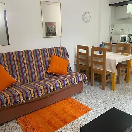 Torres Del Sol Edificio * بلايا ذي لاس أميريكاس