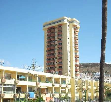 Torres Del Sol Edificio * بلايا ذي لاس أميريكاس
